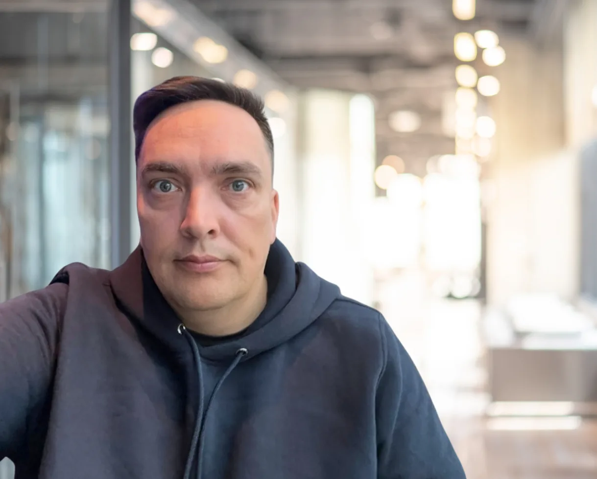 Tero Koivisto aloitti Huoltolux Oy:ssä ajojärjestelijänä